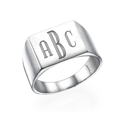 Monogrammed Signet Ring in Silver - The Name Jewellery™