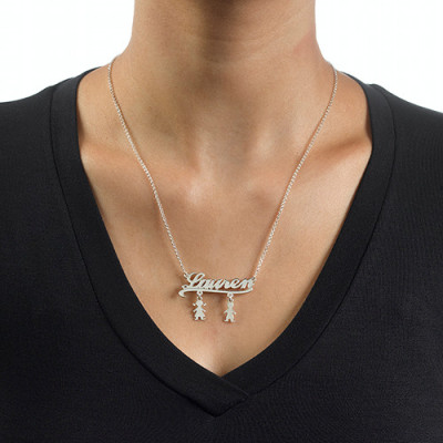 Mummy Name Necklace with Kids Charms - The Name Jewellery™