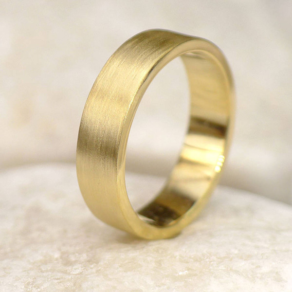 Mens 18ct Gold Wedding Ring, Spun Silk Finish - The Name Jewellery™