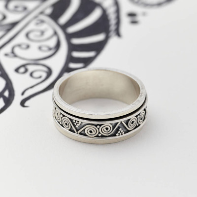 Mens Aztec Silver Spinning Ring - The Name Jewellery™