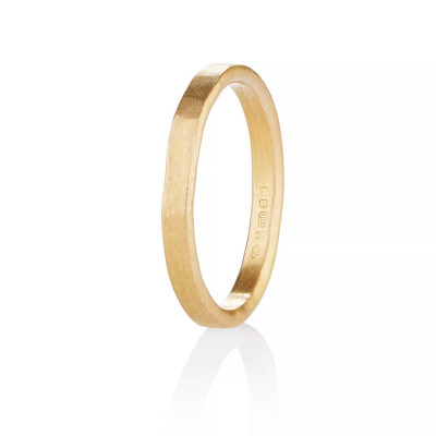 Arturo Hammered Wedding Ring For Men In Fairtrade Gold - The Name Jewellery™