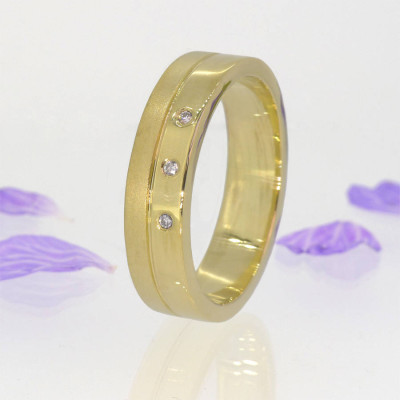 Mens Contemporary Diamond Ring In 18ct Gold - The Name Jewellery™