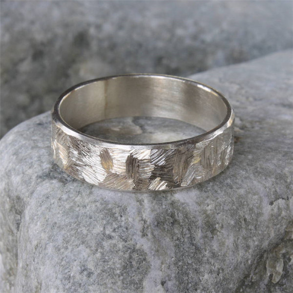 Handmade Unisex Textured Silver Band Ring - The Name Jewellery™